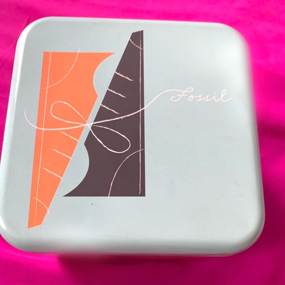 Watch - Picture 5 of 5